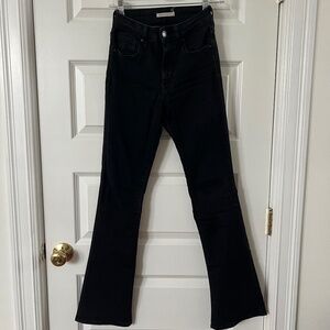 Levi’s Black 725 High Rise Bootcut – Size 25